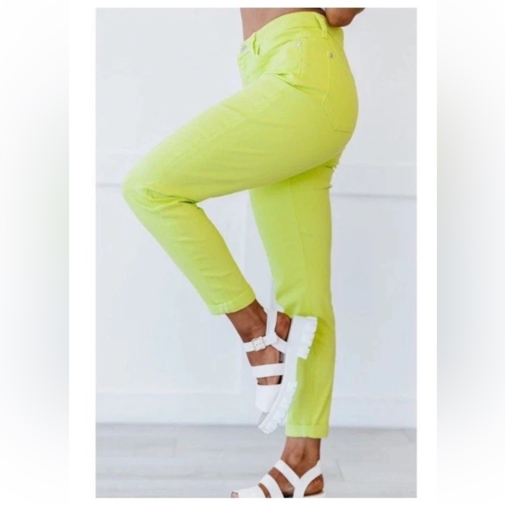 NWT Judy Blue Jeans High Waist Slim Fit Size 15 /32 Neon Green